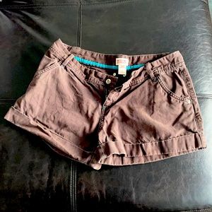 Brown 2” summer shorts